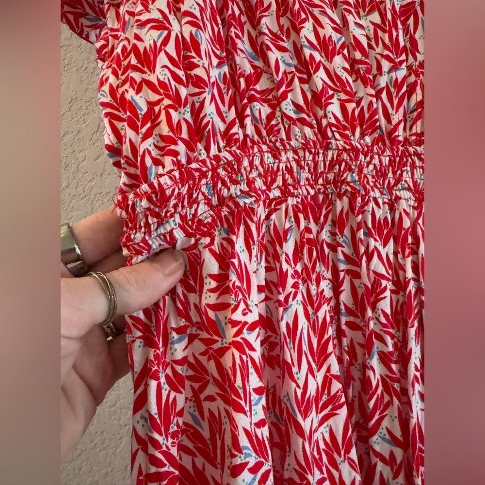 Lulu’s Dondi Red and White Print Tie-Front Short Sleeve Romper - Picture 5 of 11